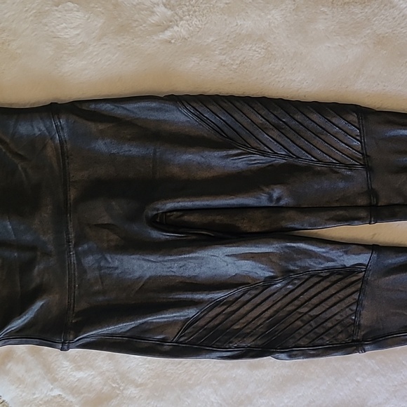 Spanx Black Moto Faux Leather Ribbed High Waisted Leggings Small - Picture 3 of 11